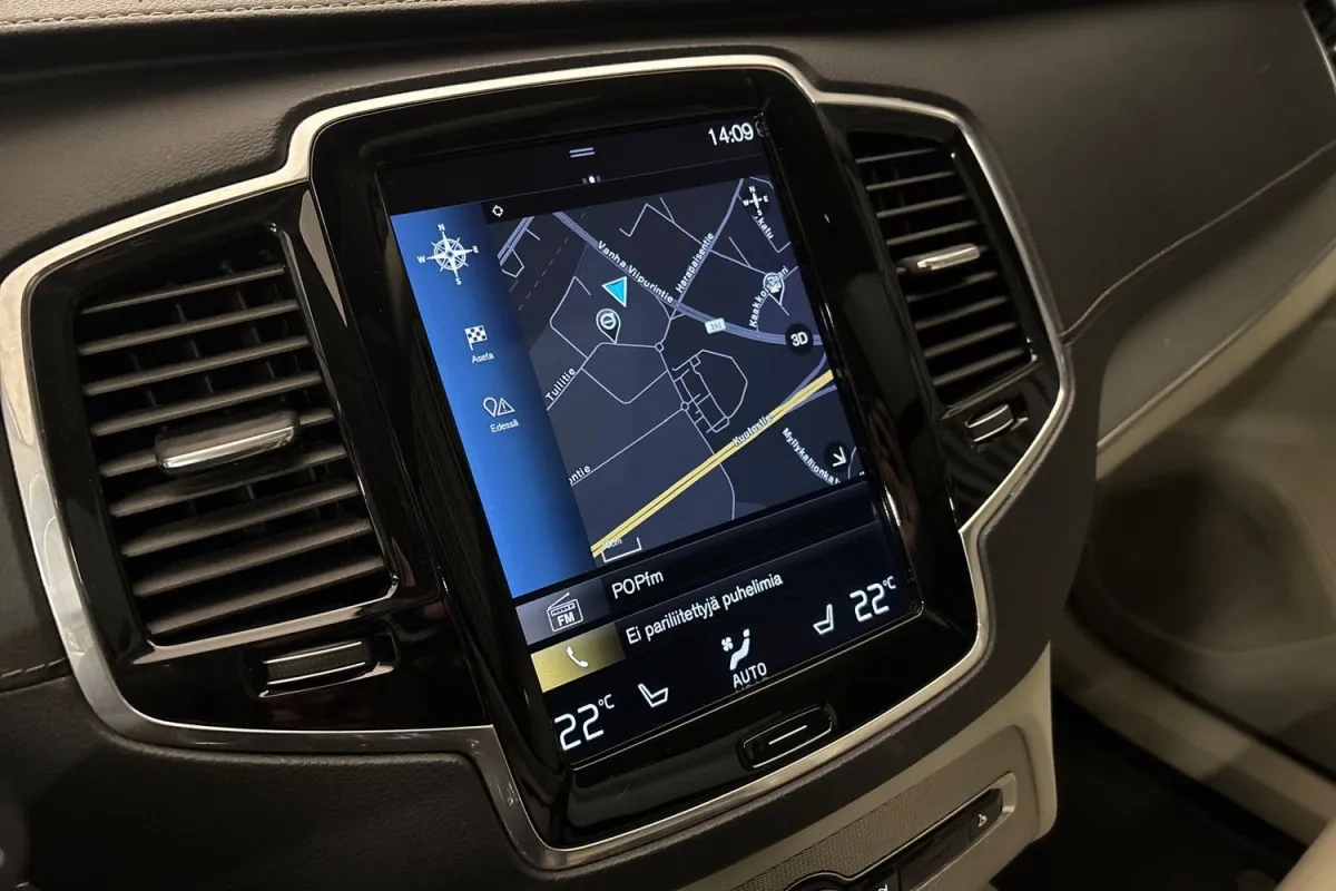 VOLVO XC90