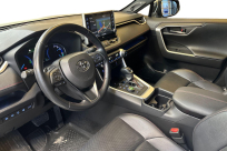 TOYOTA RAV4 Plug-in