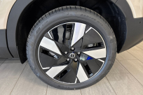 Volvo EX40