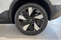 Volvo EX40