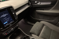 Volvo EX40